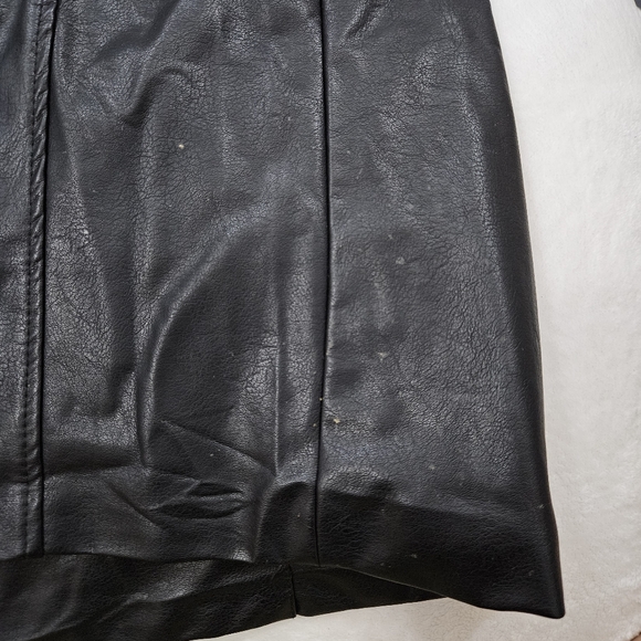 Apparis Priya Crocodile Embossed Faux Leather Trench Coat in Black Size M - Picture 9 of 9